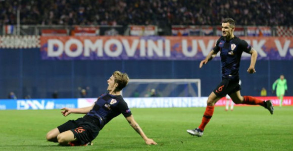 "Шпанци су обичне пи***!" - порука је Хрвата...