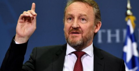 "Siromašan sam, uskoro na birou"