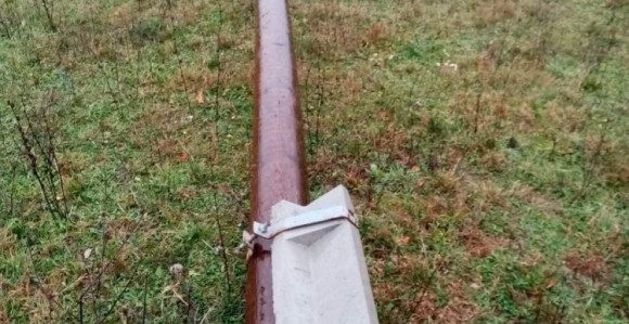 Vjetar kod Krupe na Uni oborio dalekovod