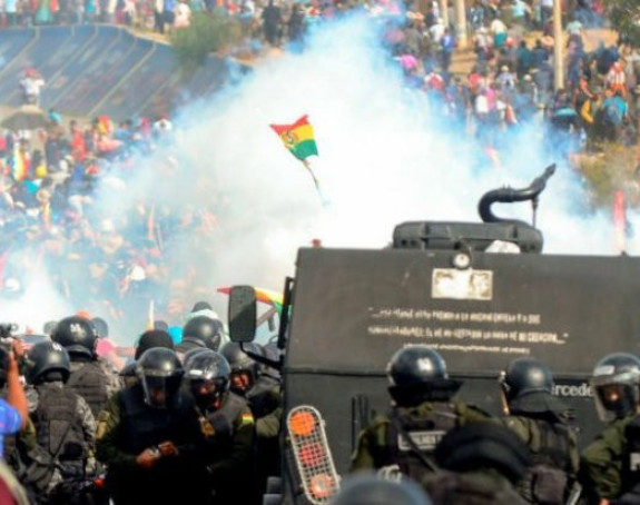 Боливија: Осам мртвих, десетине повријеђених