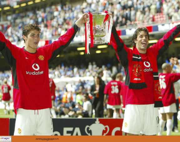 Како је Ван Нистелрој отјеран због Роналда...?!