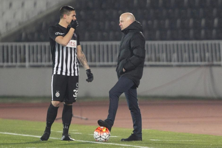 Nikolić: Polako, ljudi, tek je ovo gotovo!