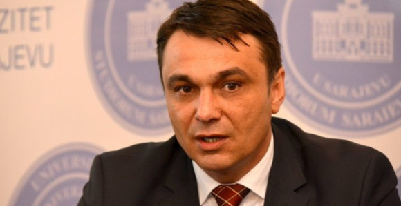 ”Vigemark često posjećuje Dodika”