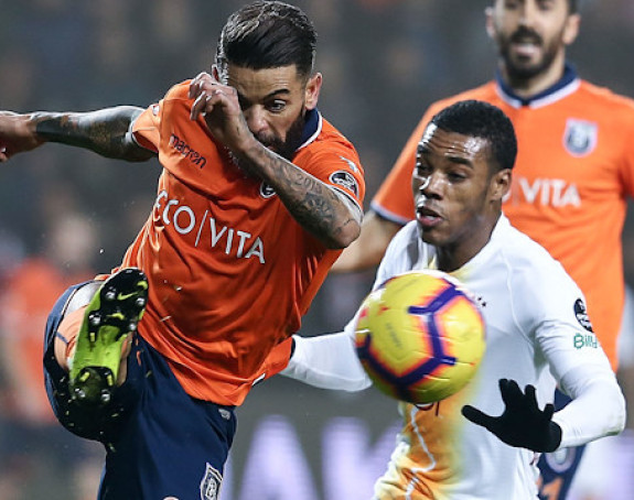 TUR: VAR spasio Galatu!
