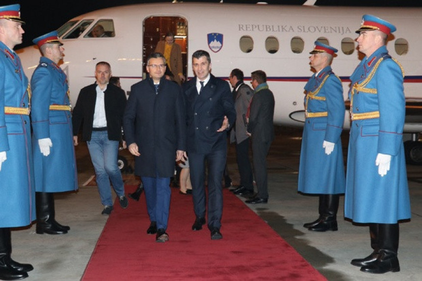 Premijer Slovnije doputovao je večeras u Beograd