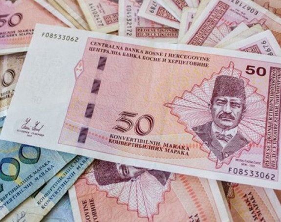 Prosječna plata u BiH rasla 13 KM godišnje
