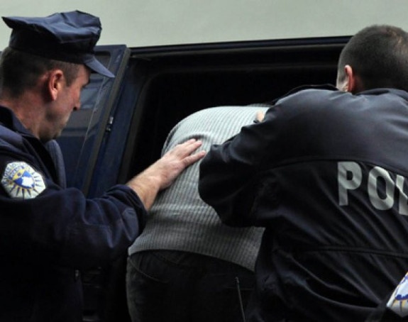 Zbog 4 "S" uhapšen Srbin u Prizrenu
