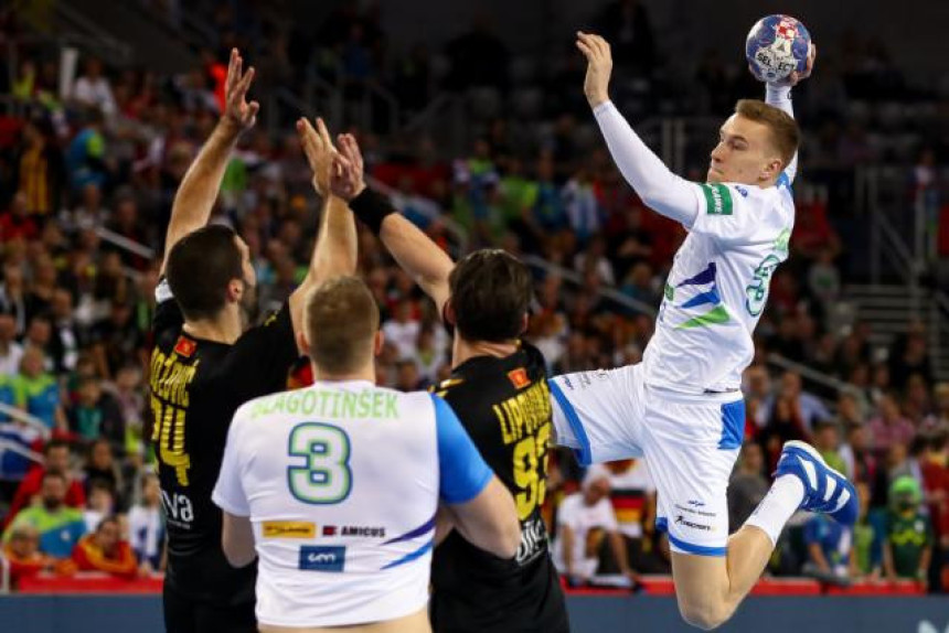 EP: Slovenci poslali Crnogorce kući!