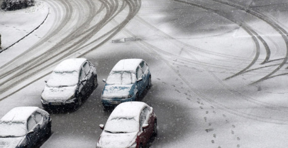 Пахуље створиле проблем возачима