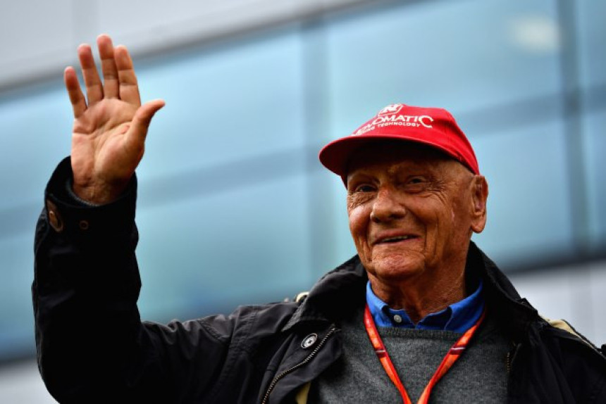 Niki Lauda napustio bolnicu