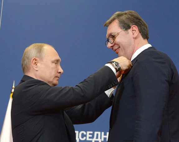Putin uručio orden Vučiću
