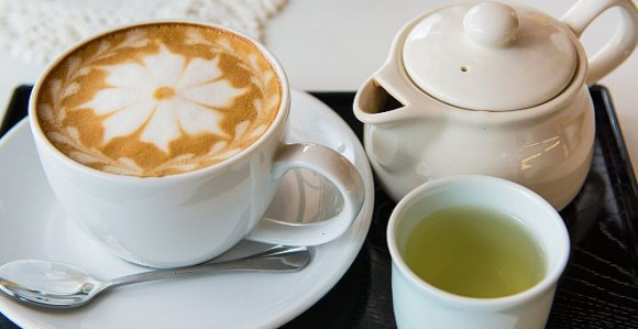 Šta je zdravije – kafa ili čaj?