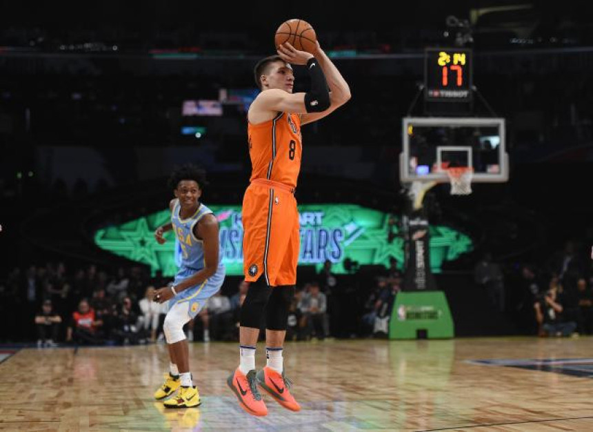 "Bogdanoviiiiiić... He's from Serbia, and he shoots from Serbia!"