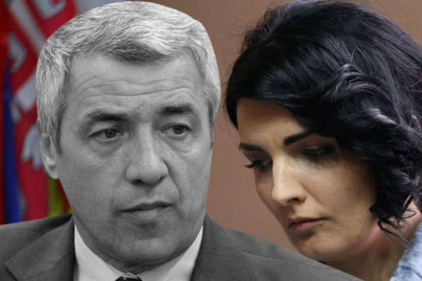 Supruga o istrazi: Nema informacija