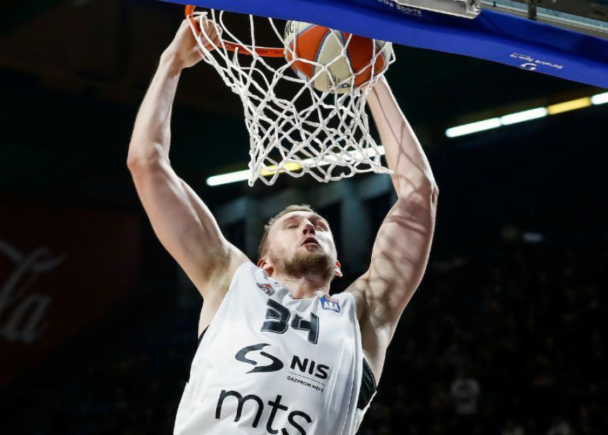 Dobre igre odjeknule daleko!