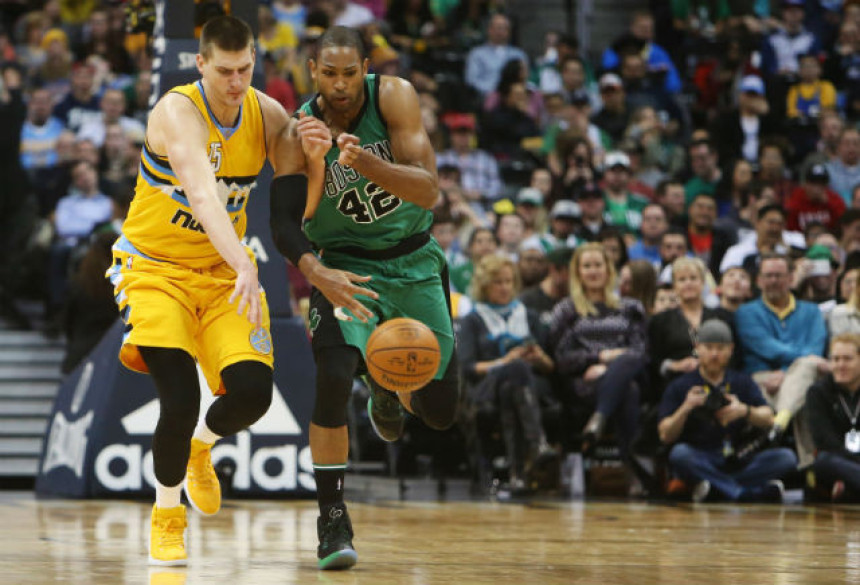 Analiza: Jokić radi lude stvari...!