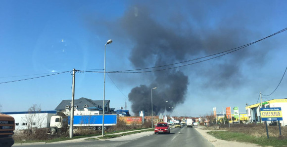 Ugašen požar na otpadu u Brčkom