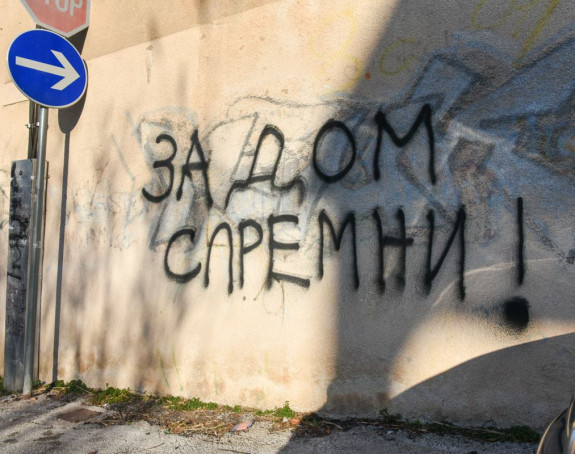 Ustaški grafiti na školi u Šibeniku