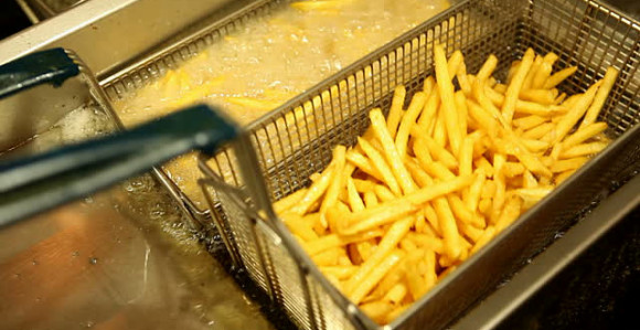 Pržena hrana duplira rizik od malignih bolesti