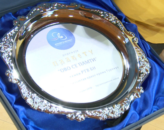 “Igrajmo za 16”: Nagrada za BN TV