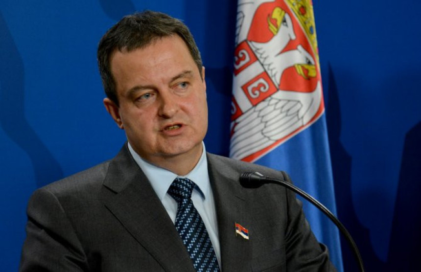 Dačić: Prvo riješiti takse