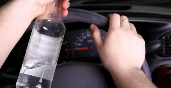 Alkohol: Dvije osobe uhapšene