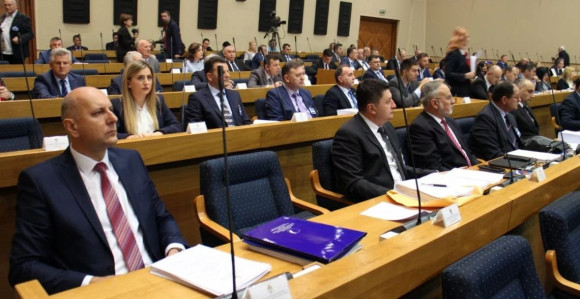 NS RS o spornim izmjenama zakona