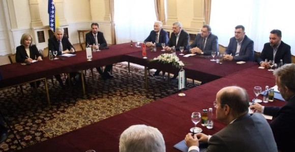 Sarajevo: U toku sastanak lidera
