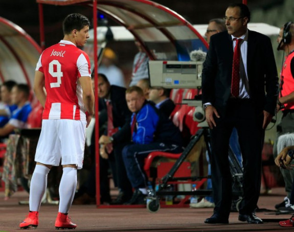 Nazivao ga je debeljkom i pekarom!