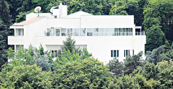 Država sređuje vile funkcionera