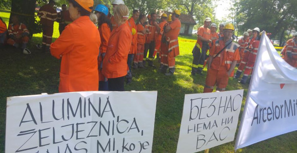 Radnici u parku čekaju glasanje