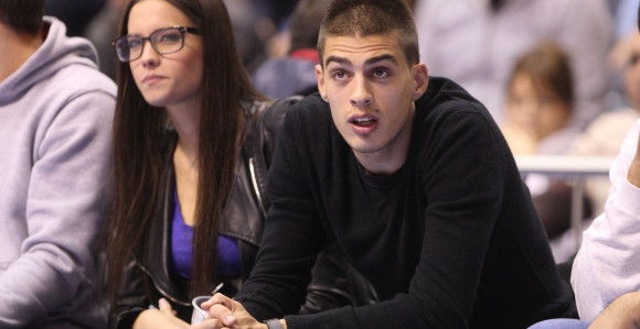 Zvezda dovela štopera!