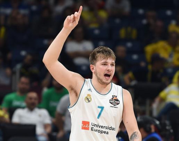 Finale: Dončić pokorio Vitoriju!