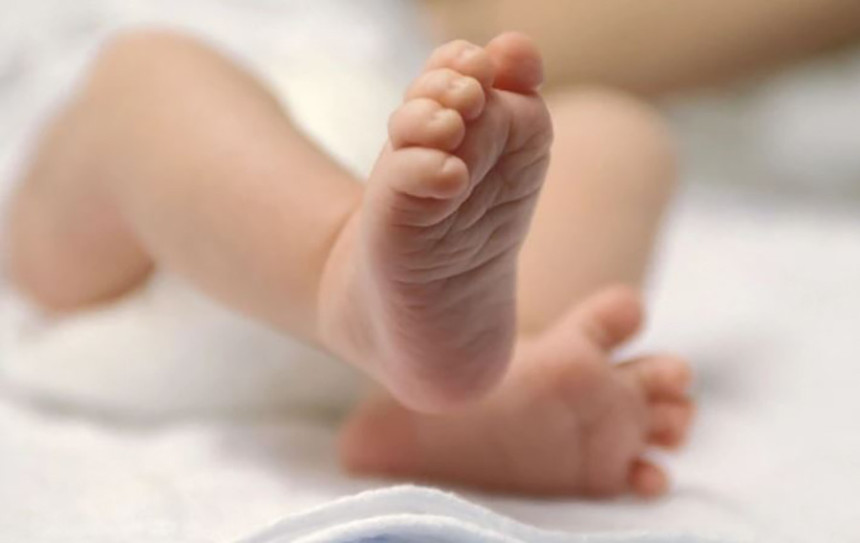 Tijelo bebe plutalo rijekom