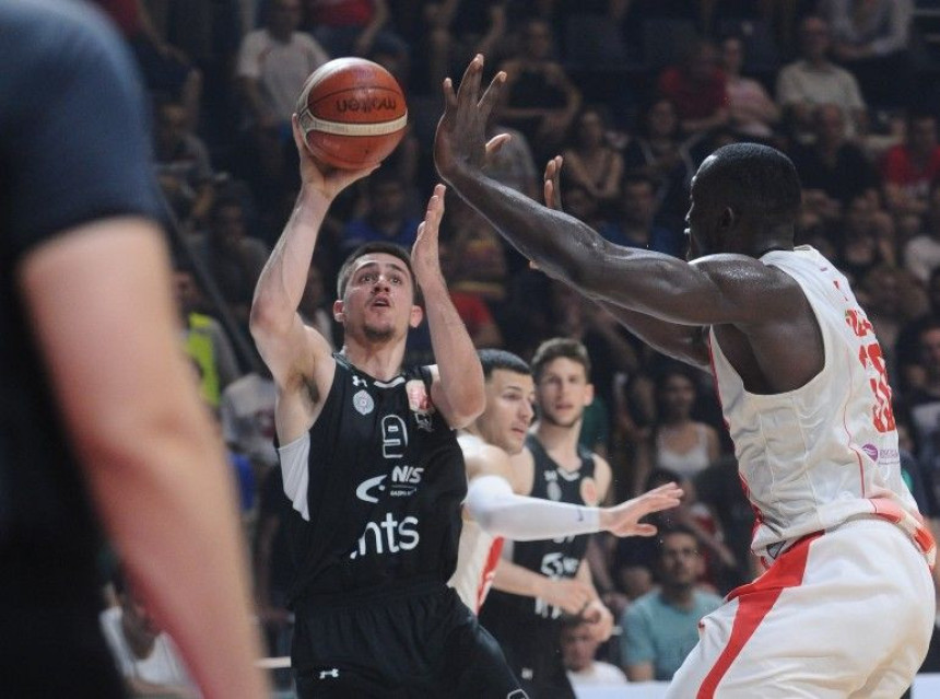 Zvezda za 20. titulu, Partizan za majstoricu!