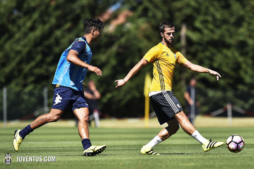 Video: Golčina Pjanića u debiju za Juventus!