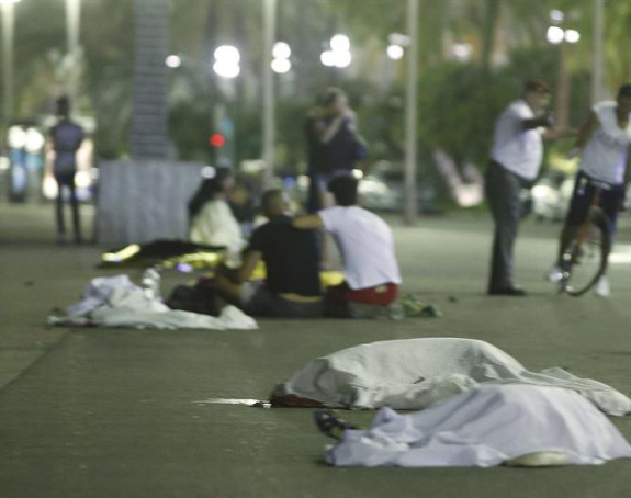 Uhapšeni muškarac i žena u Nici 