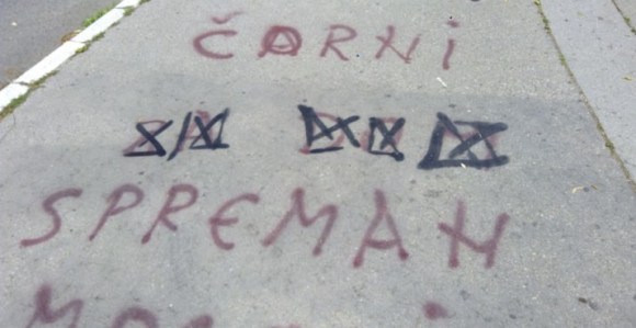 Ustaški pozdrav u centru Banjaluke