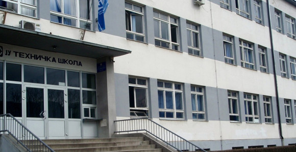 Zakulisanim radnjama do posla