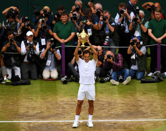 Федерер: Не планира се осам титула!