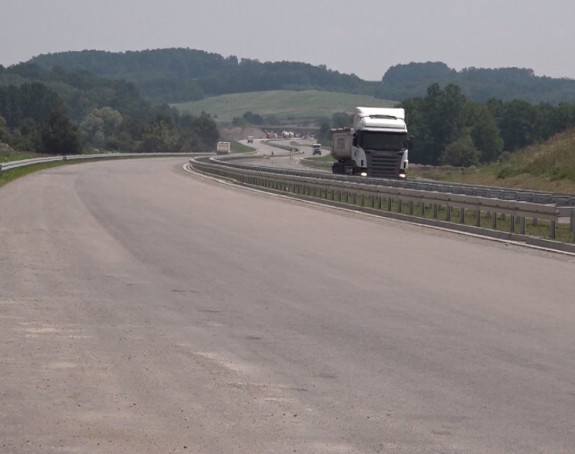 Auto-put novi namet građanima