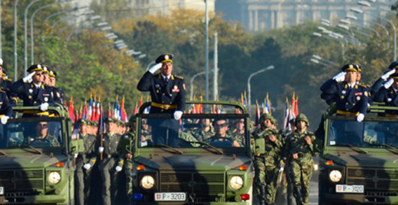 Srbija sprema vojnu paradu