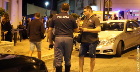 Trese se Italija, ljudi u panici