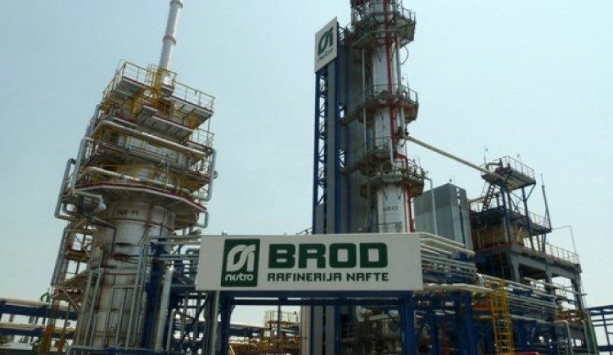 Нико не зна када ће прорадити Рафинерија нафте