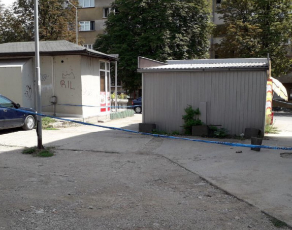 Muškarac upucan u nogu, u blizini se igrala djeca 