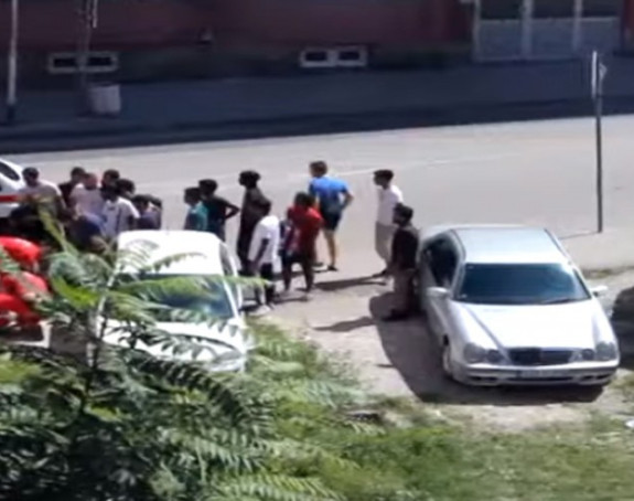 Tuča u Bihaću kod kladionice, jedno lice povrijeđeno