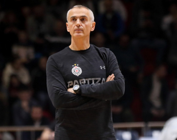 Sa klupe Partizana u tim Miloša Raonića!