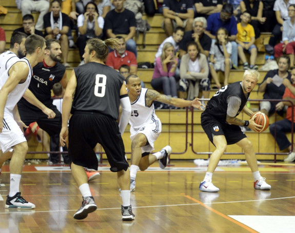 Partizanu trofej u Trstu