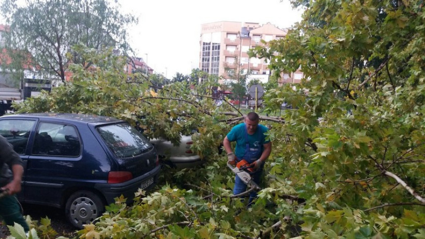 Јако невријеме погодило БиХ
