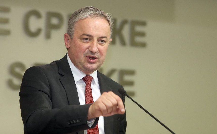 Cijele porodice napuštaju Srpsku